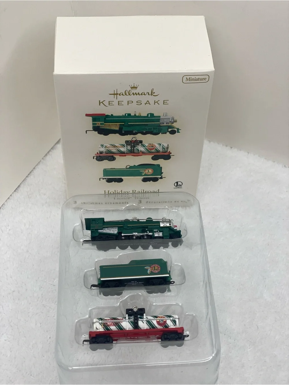 Hallmark Keepsake Holiday Railroad Lionel Trains 2008 set of 3 Ornaments Collect